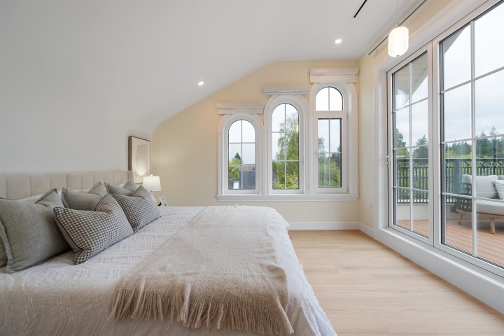 Photo 19 at 2 - 4503 W 15th Avenue, Point Grey, Vancouver West