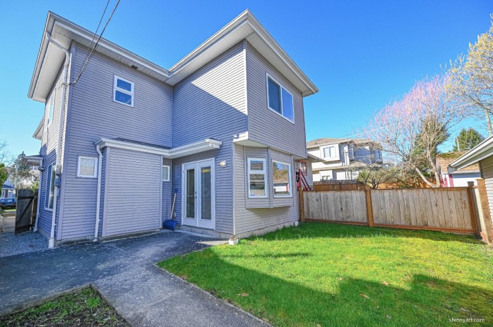 Photo 2 at 8412 Fremlin Street, Marpole, Vancouver West