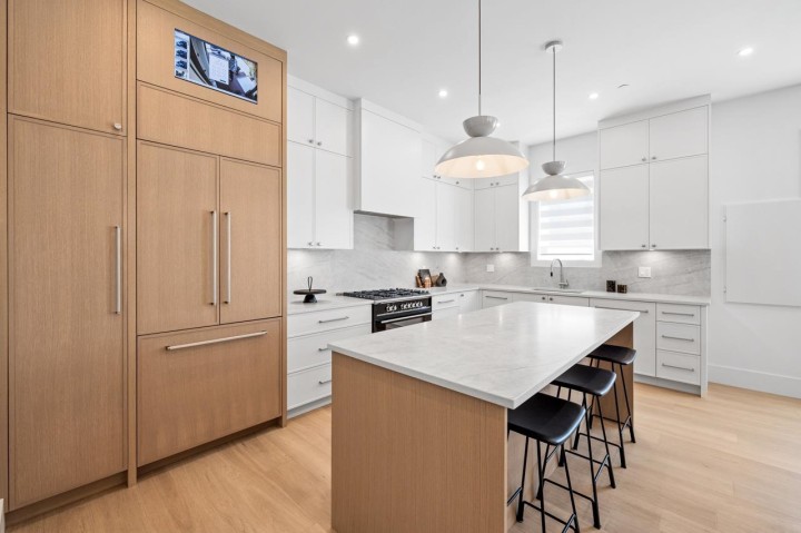 Photo 15 at A - 4258 Sophia Street, Main, Vancouver East