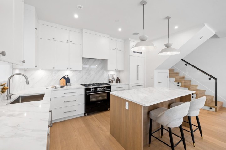 Photo 12 at B - 4260 Sophia Street, Main, Vancouver East