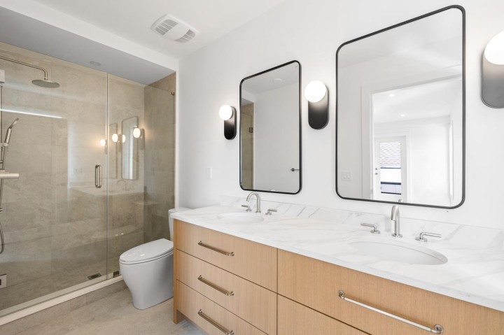 Photo 32 at B - 4260 Sophia Street, Main, Vancouver East