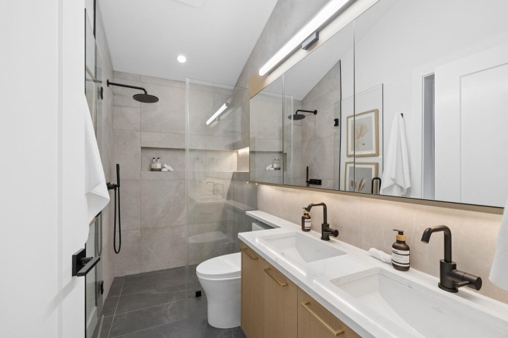 Photo 31 at 588 E 10th Avenue, Mount Pleasant VE, Vancouver East