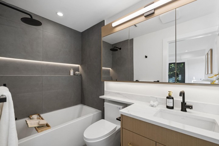 Photo 25 at 588 E 10th Avenue, Mount Pleasant VE, Vancouver East