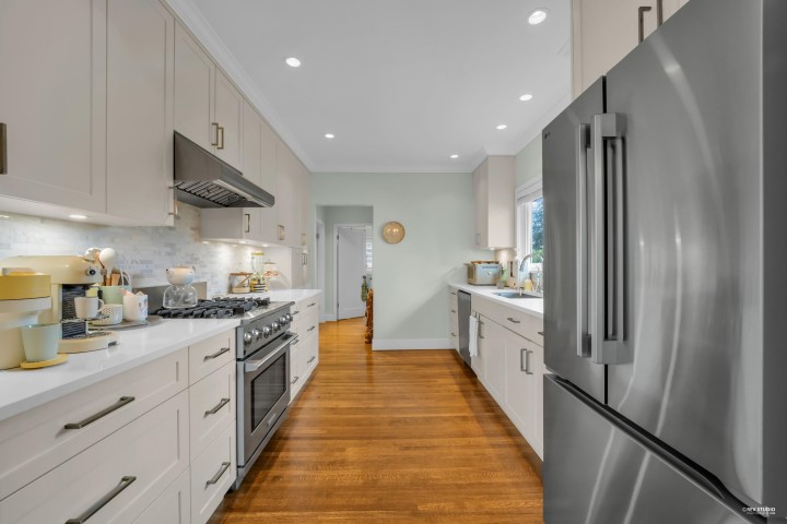 Photo 10 at 1220 Braeside Street, Sentinel Hill, West Vancouver