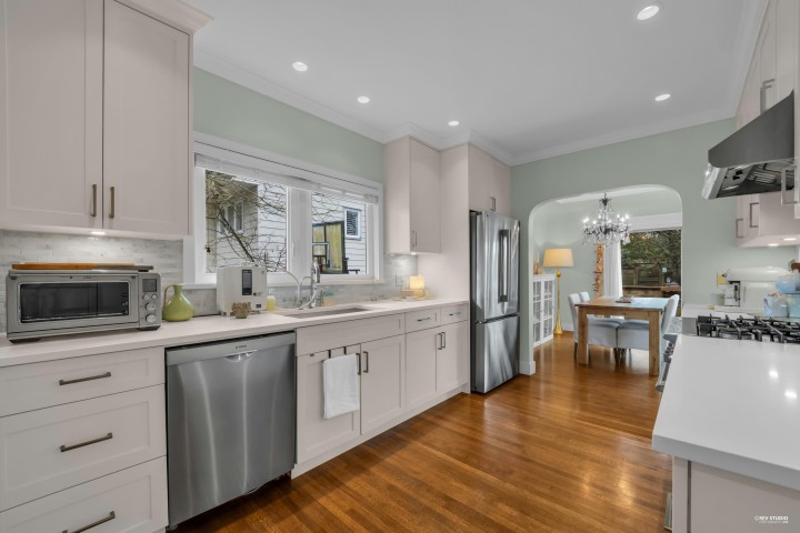 Photo 11 at 1220 Braeside Street, Sentinel Hill, West Vancouver