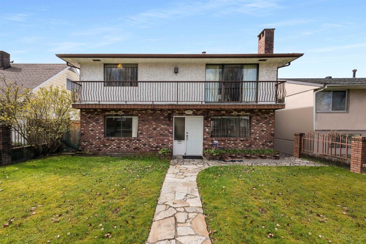 Photo 1 at 3481 Dieppe Drive, Renfrew Heights, Vancouver East
