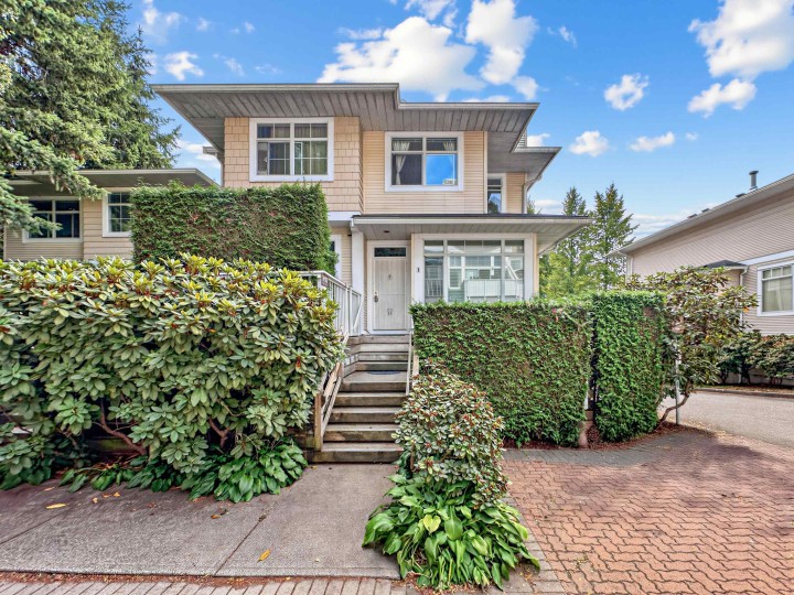 Photo 1 at 1 - 3596 Whitney Place, Champlain Heights, Vancouver East