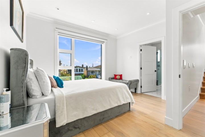 Photo 20 at 5577 Inverness Street, Knight, Vancouver East