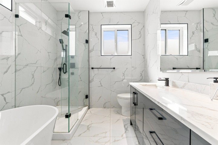 Photo 24 at 5577 Inverness Street, Knight, Vancouver East