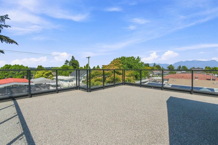 Photo 31 at 5577 Inverness Street, Knight, Vancouver East