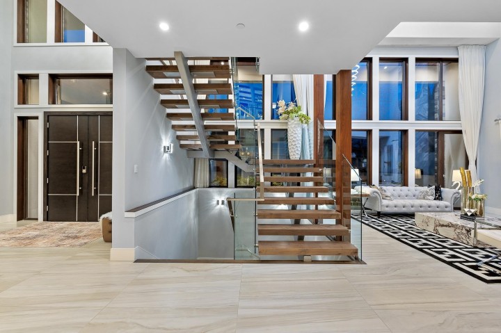 Photo 17 at 2052 Inglewood Avenue, Ambleside, West Vancouver