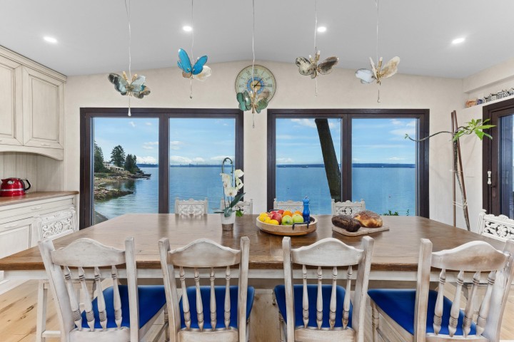 Photo 9 at 3298 Radcliffe Avenue, West Bay, West Vancouver