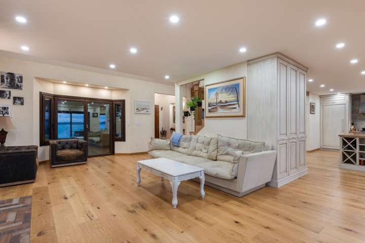 Photo 14 at 3298 Radcliffe Avenue, West Bay, West Vancouver