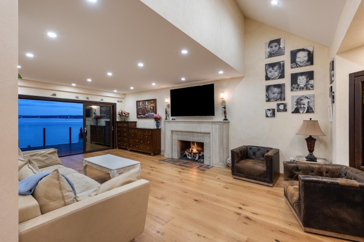 Photo 4 at 3298 Radcliffe Avenue, West Bay, West Vancouver