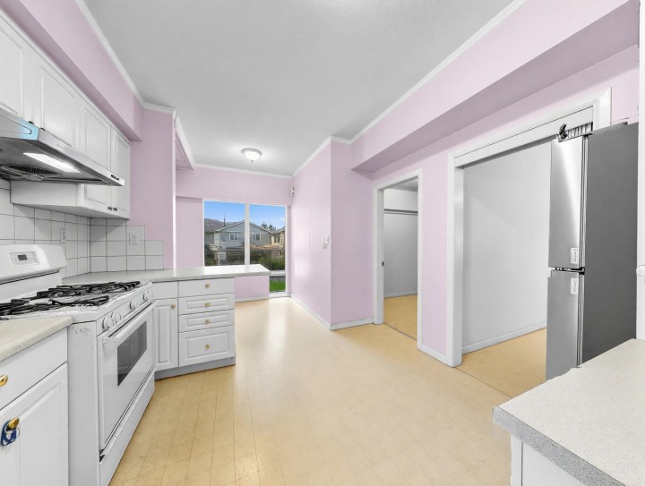 Photo 9 at 122 W 17th Avenue, Cambie, Vancouver West