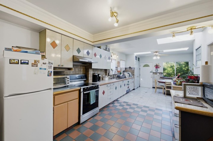 Photo 9 at 55 W King Edward Avenue, Cambie, Vancouver West