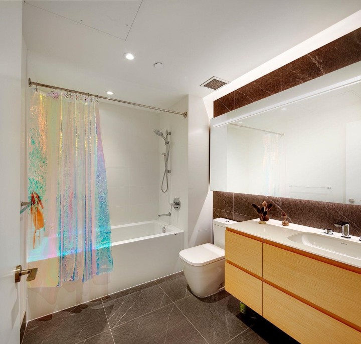 Photo 10 at 402 - 3101 Burfield Place, Cypress Park Estates, West Vancouver