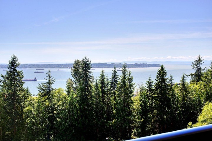 Photo 25 at 402 - 3101 Burfield Place, Cypress Park Estates, West Vancouver