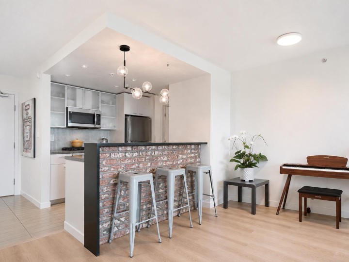 Photo 7 at 801 - 980 Cooperage Way, Yaletown, Vancouver West