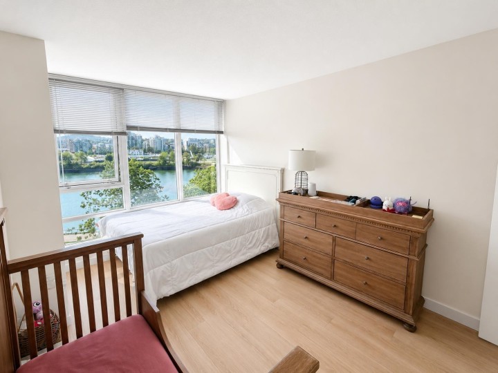 Photo 30 at 801 - 980 Cooperage Way, Yaletown, Vancouver West