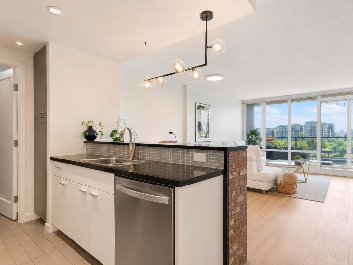 Photo 15 at 801 - 980 Cooperage Way, Yaletown, Vancouver West