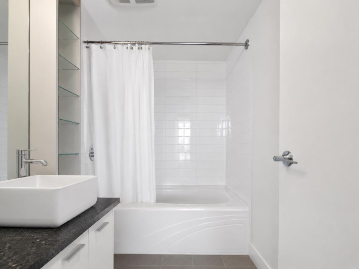 Photo 31 at 801 - 980 Cooperage Way, Yaletown, Vancouver West