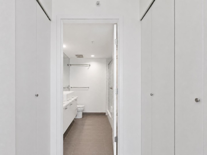 Photo 21 at 801 - 980 Cooperage Way, Yaletown, Vancouver West