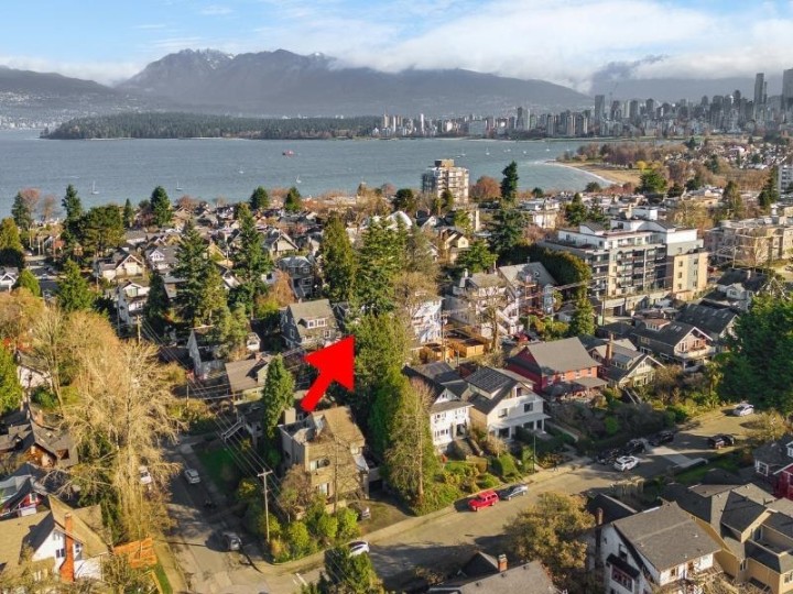 Photo 4 at 2568 W 2nd Avenue, Kitsilano, Vancouver West
