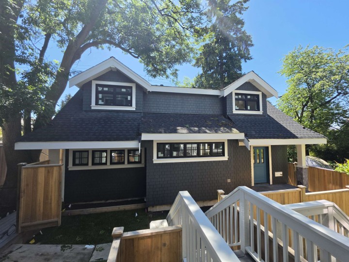 Photo 1 at 2570 W 2nd Avenue, Kitsilano, Vancouver West