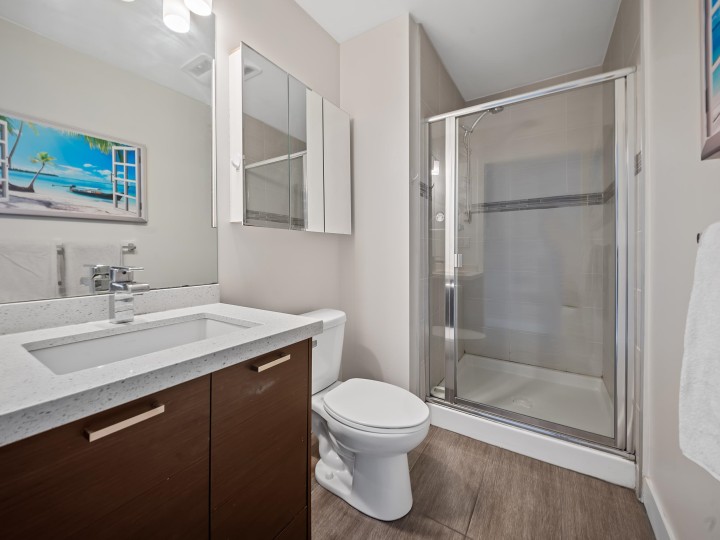 Photo 17 at 301 - 4372 Fraser Street, Fraser VE, Vancouver East