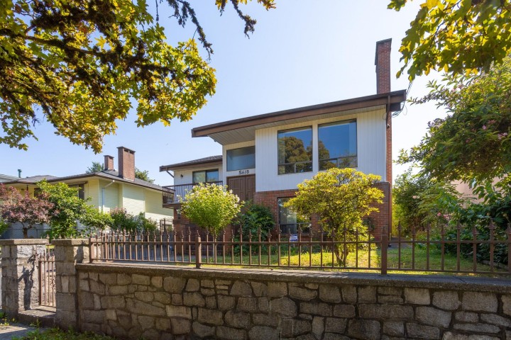 Photo 1 at 5618 Lancaster Street, Collingwood VE, Vancouver East