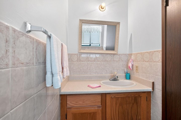 Photo 20 at 5618 Lancaster Street, Collingwood VE, Vancouver East