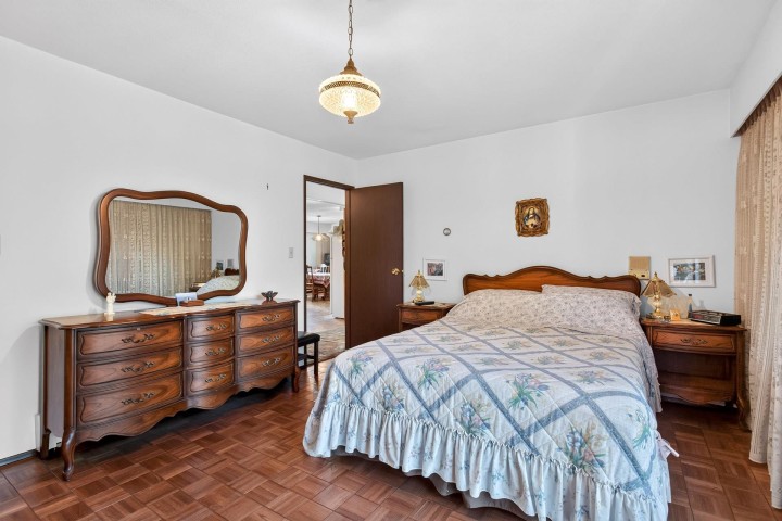 Photo 19 at 5618 Lancaster Street, Collingwood VE, Vancouver East