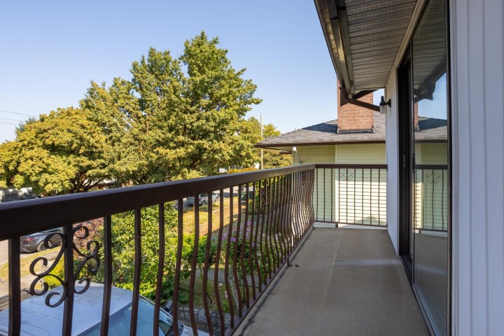 Photo 21 at 5618 Lancaster Street, Collingwood VE, Vancouver East