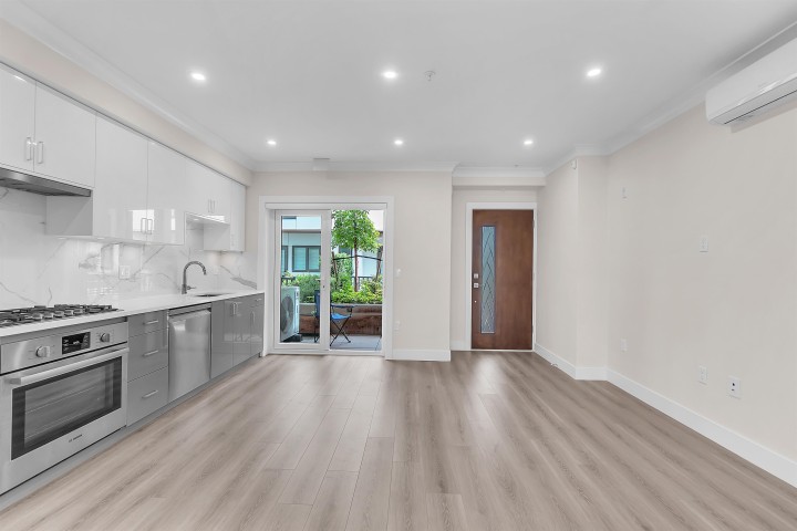 Photo 3 at 8327 French Street, Marpole, Vancouver West