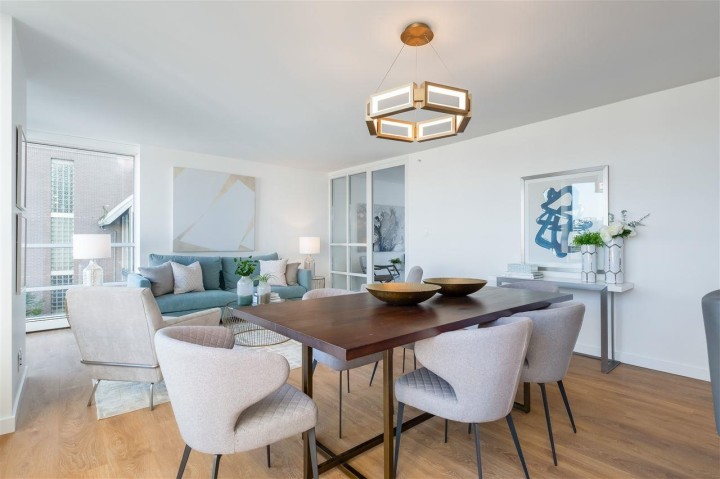 Photo 7 at 605 - 1228 Marinaside Crescent, Yaletown, Vancouver West