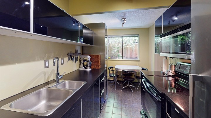 Photo 9 at 111 - 853 E 7th Avenue, Mount Pleasant VE, Vancouver East