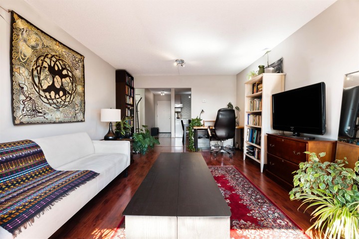Photo 1 at 203 - 211 W 3rd Street, Lower Lonsdale, North Vancouver
