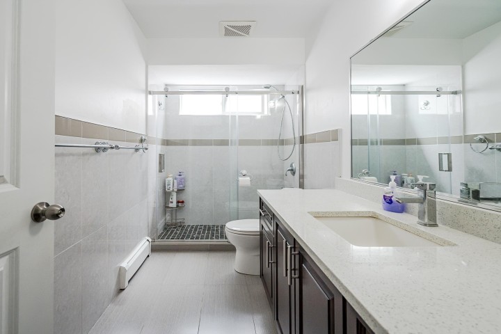 Photo 28 at 6074 Sherbrooke Street, Knight, Vancouver East