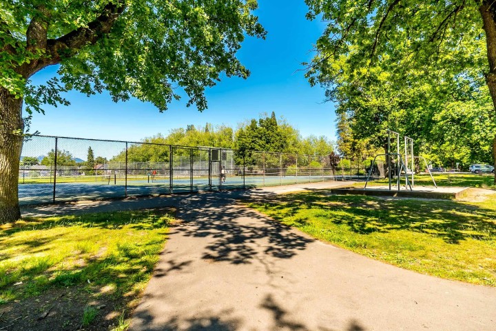 Photo 38 at 6074 Sherbrooke Street, Knight, Vancouver East
