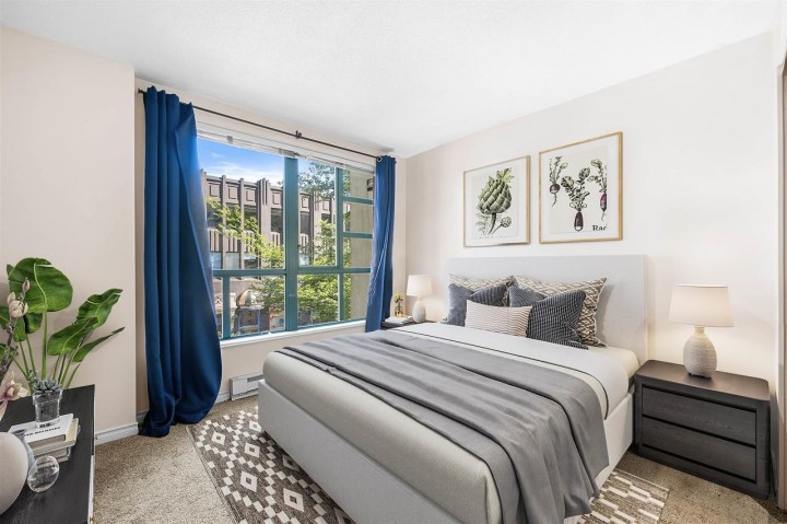 Photo 3 at 304 - 939 Homer Street, Yaletown, Vancouver West