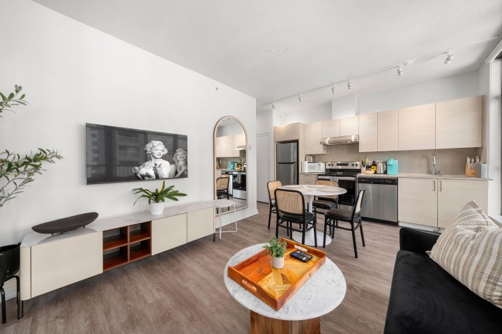 Photo 6 at 602 - 1249 Granville Street, Downtown VW, Vancouver West