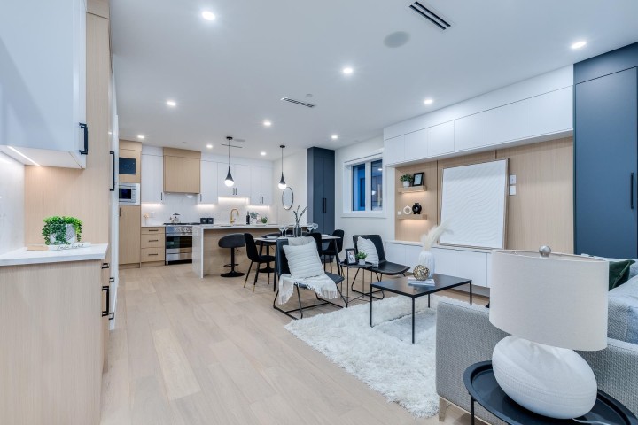 Photo 3 at 1 - 5461 Rhodes Street, Collingwood VE, Vancouver East