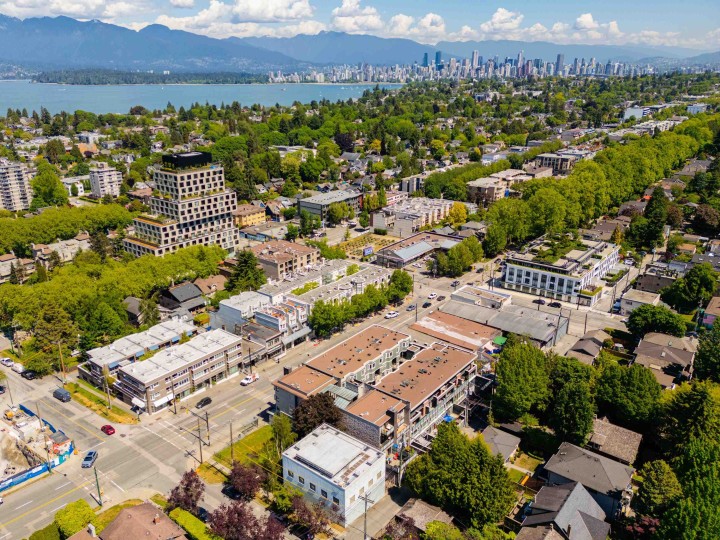 Photo 36 at 302 - 3788 W 10th Avenue, Point Grey, Vancouver West