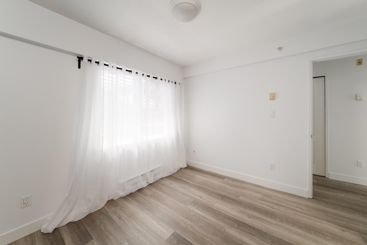 Photo 19 at 302 - 3788 W 10th Avenue, Point Grey, Vancouver West