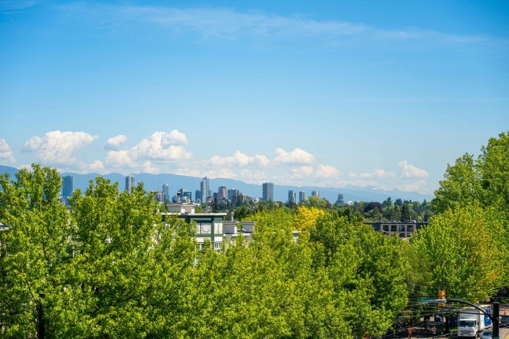 Photo 31 at 302 - 3788 W 10th Avenue, Point Grey, Vancouver West