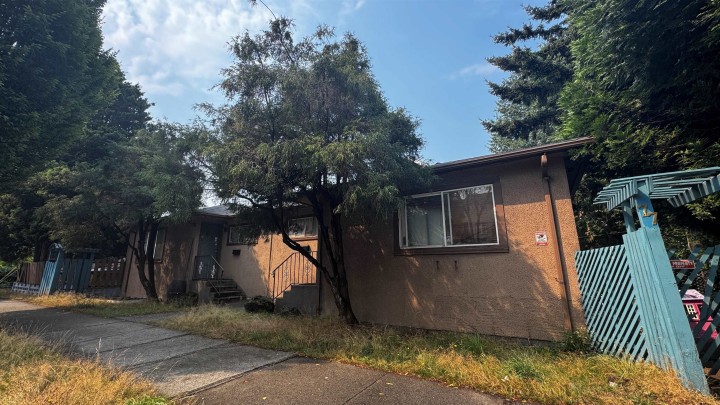Photo 1 at 75 N Nanaimo Street, Hastings, Vancouver East