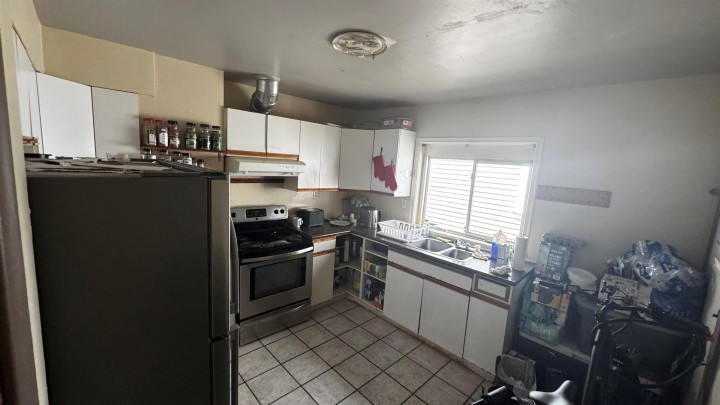 Photo 5 at 75 N Nanaimo Street, Hastings, Vancouver East