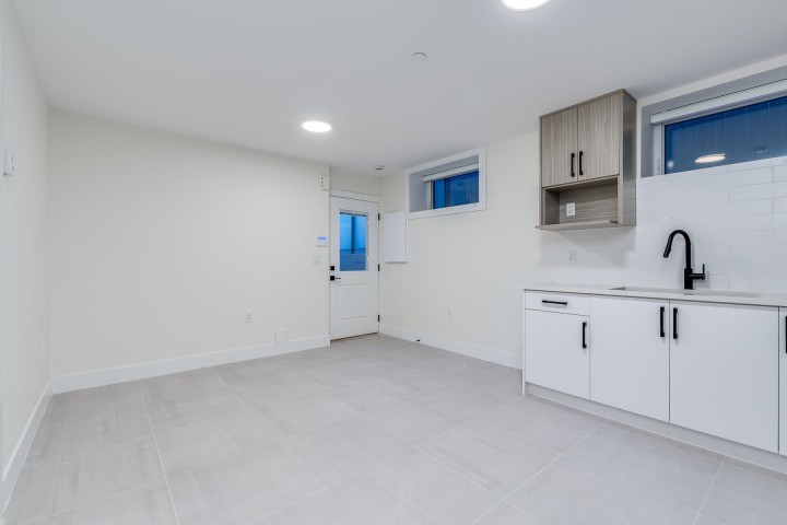 Photo 23 at 1 - 5459 Rhodes Street, Collingwood VE, Vancouver East