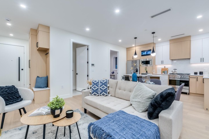 Photo 6 at 1 - 5459 Rhodes Street, Collingwood VE, Vancouver East